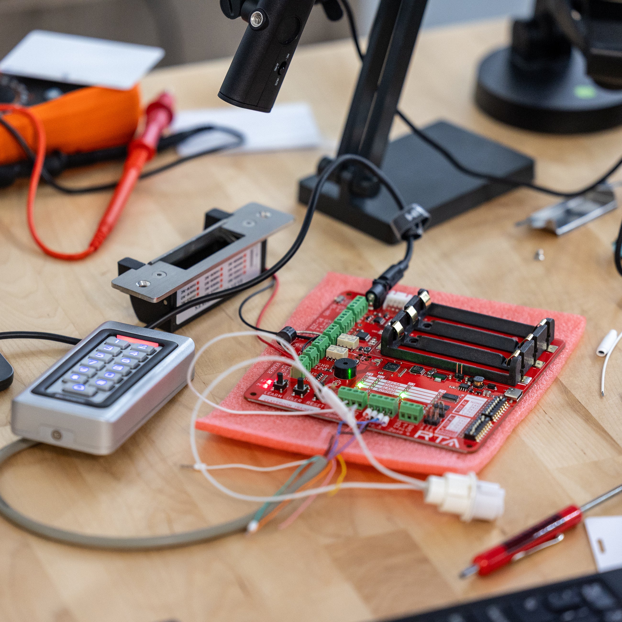 Breaking Physical Access Control: Electrical Fundamentals, RFID Credentials, and Hands-On Offense - Red Team Alliance - DCTLV2026